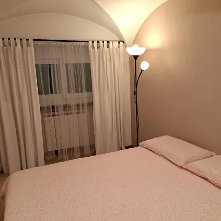 Lanterna House Apartment