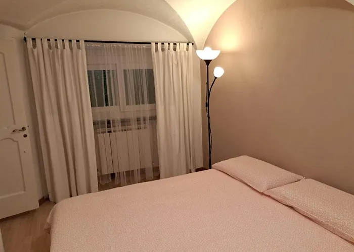 Lanterna House Apartment