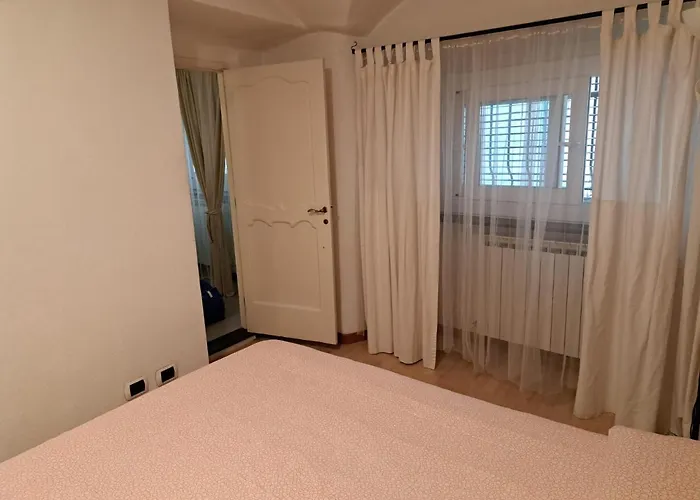 Lanterna House Apartment *